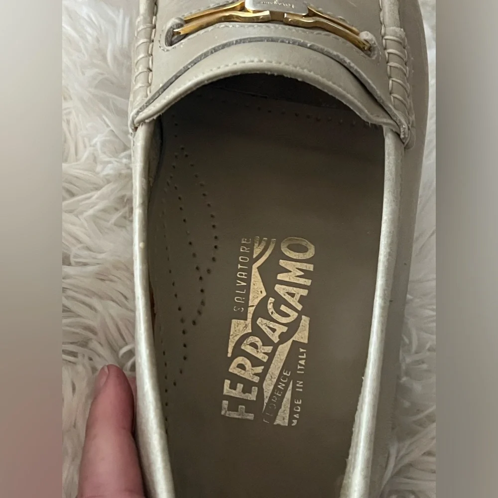 Salvatore Ferragamo moccasin/loafer with gancini ornament - Picture 16 of 16